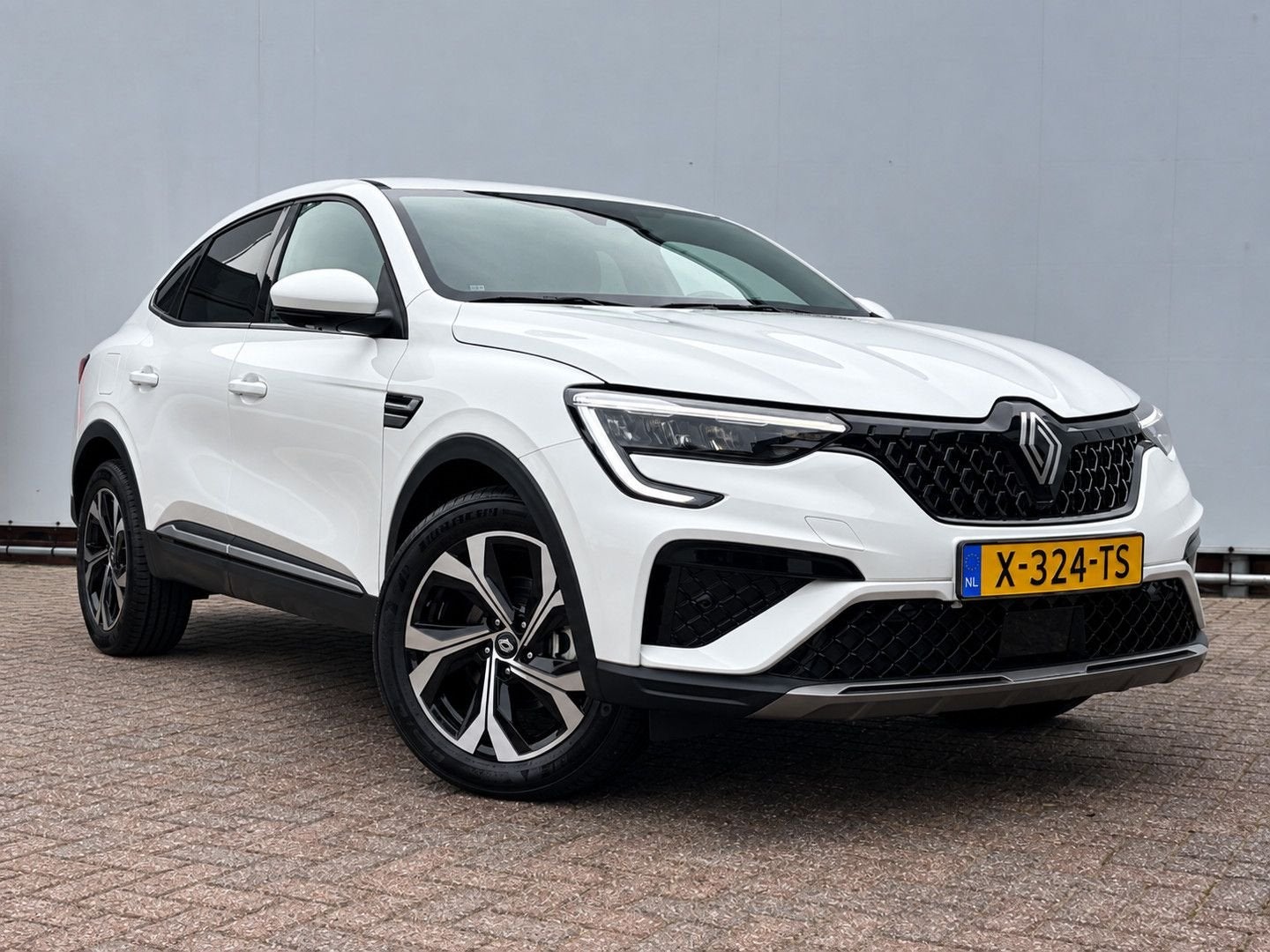 Renault Arkana Nieuw 1.6 E-Tech full hybrid 145 techno Autom, Automaat, Arkana, Wit, Bedrijf