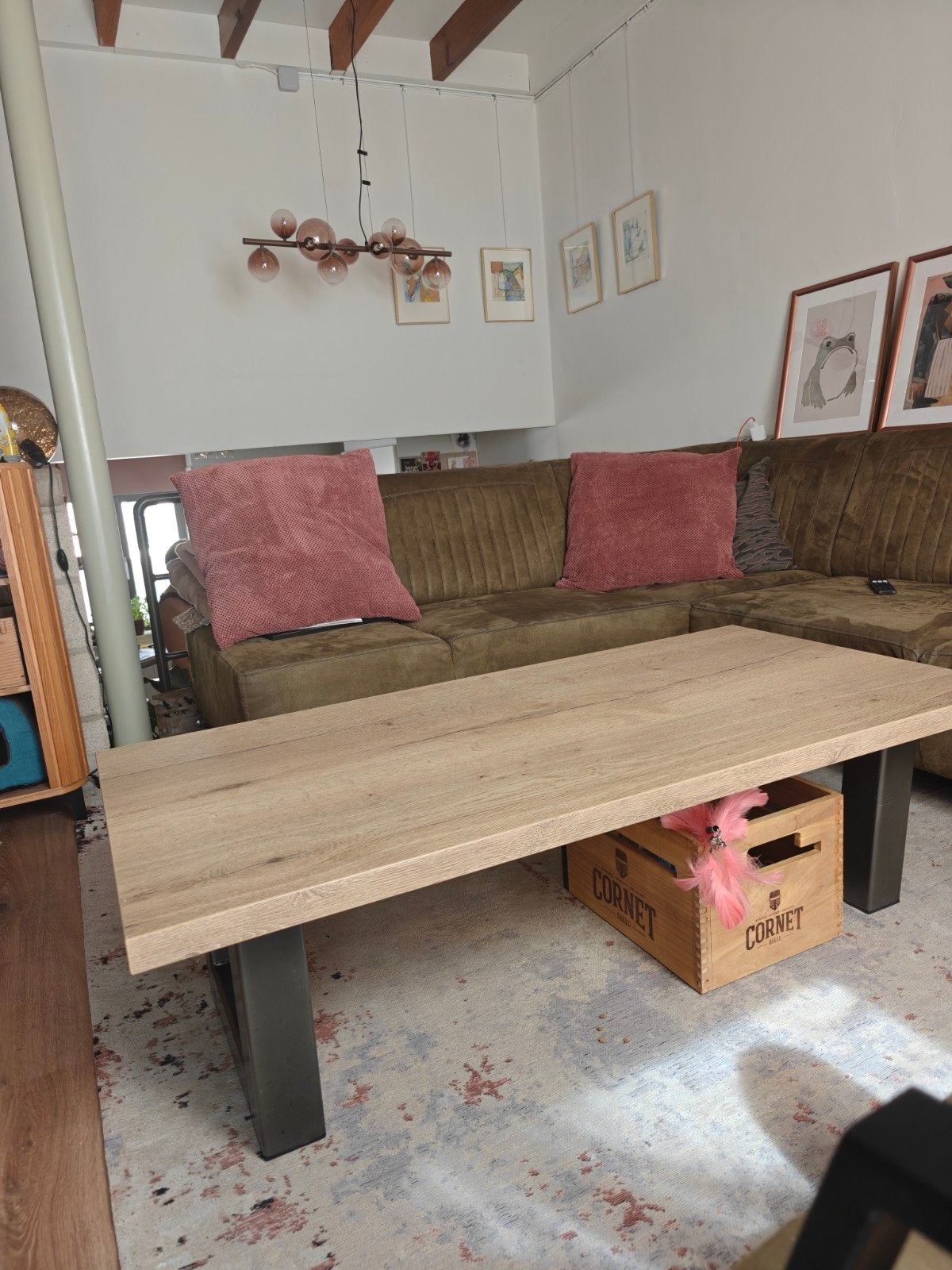 Belle table basse spacieuse en bois et métal, Enlèvement