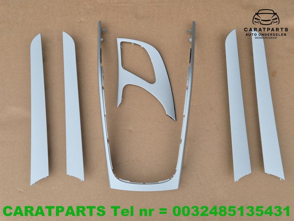 8K0863305 Cadres int rieurs A4 Cadres d'incrustation A5 flex, AUDI AG, Auto-Union-Strasse 1
85045  Ingolstadt, DE, Audi, Utilisé