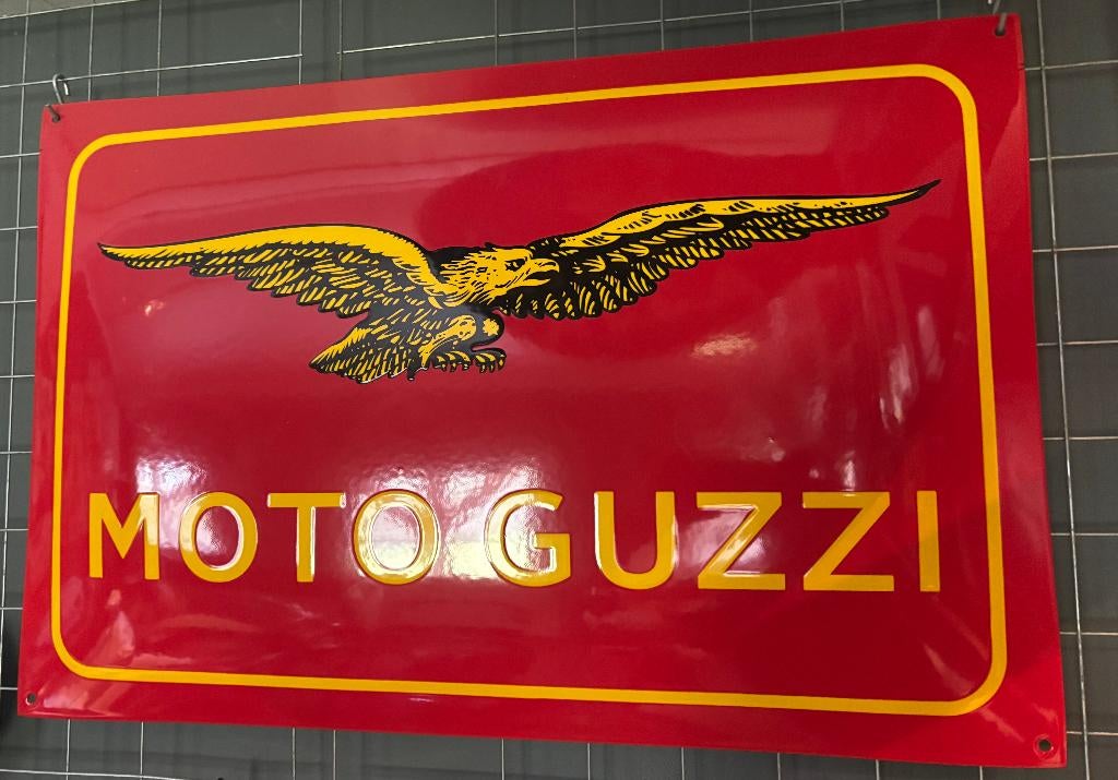 emaille reclamebord motoguzzi, Enlèvement ou Envoi, Neuf, Panneau publicitaire