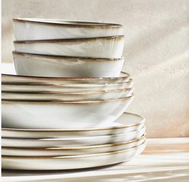 Ikea gladelig servies, Huis en Inrichting, Ophalen of Verzenden, Bord(en)