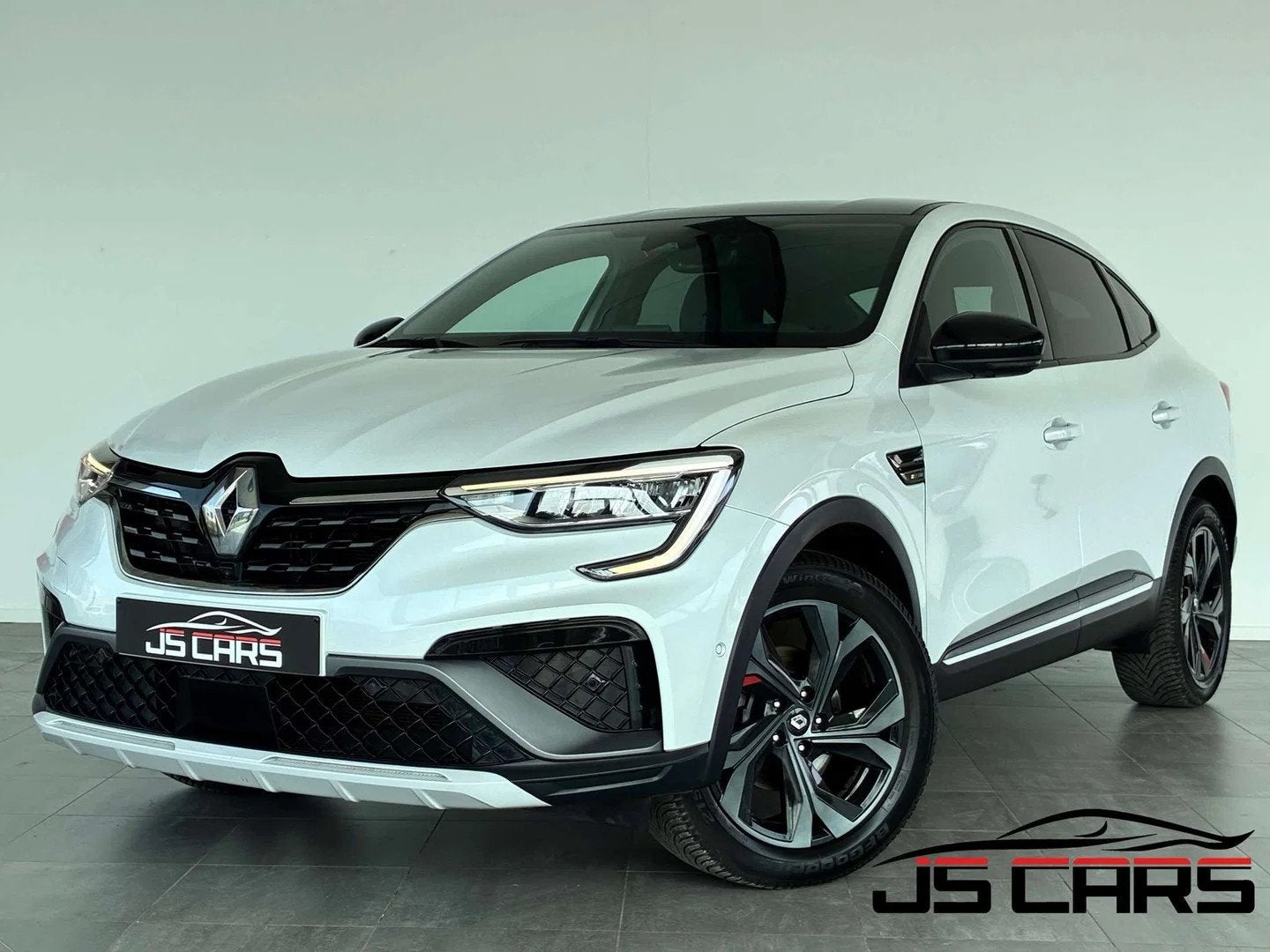 Renault Arkana 1.6i E-TECH RS LINE-1ERPRO-COCKPIT-CARPLAY-CA, Achat, Euro 6, Entreprise, 1961 kg