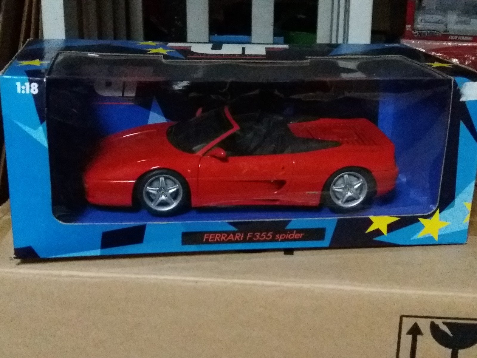 Ut Models 1/18 Ferrari 355 Spider rood, Ophalen of Verzenden, Nieuw, Auto, UT Models
