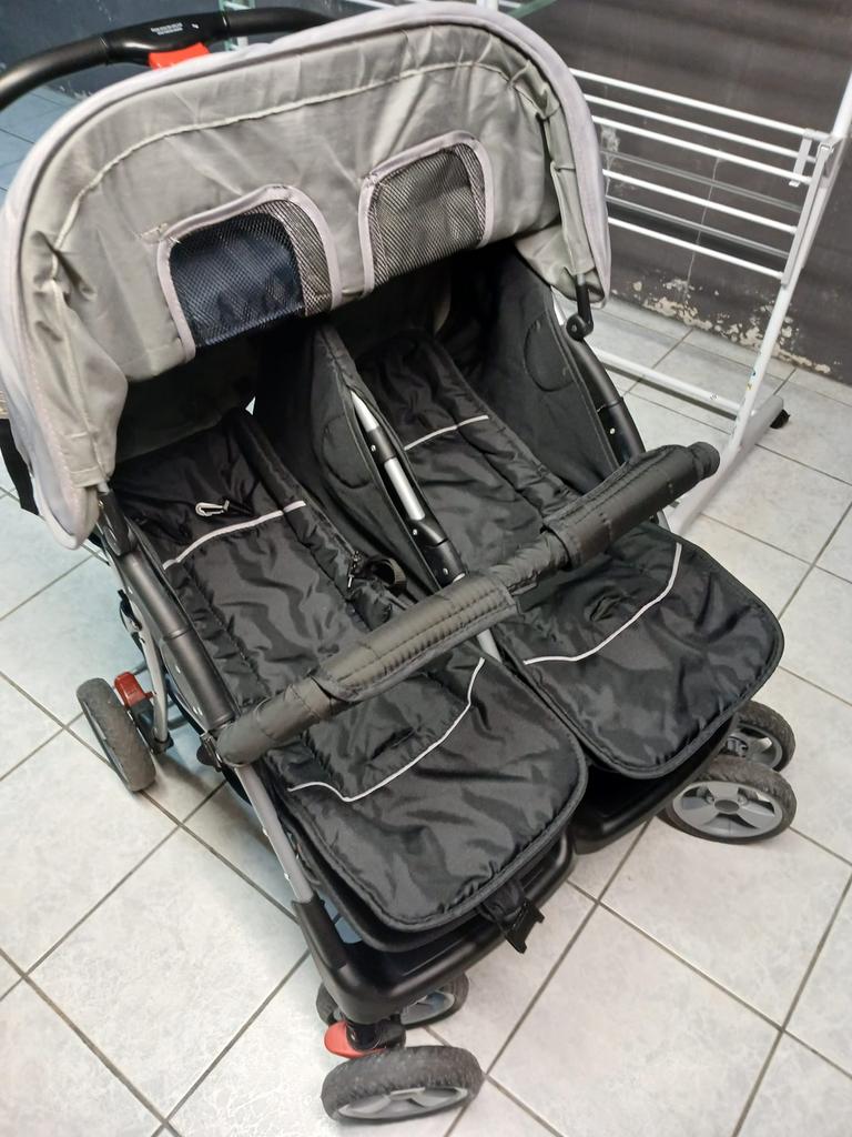 Buggy voor 2, Ophalen, Zo goed als nieuw