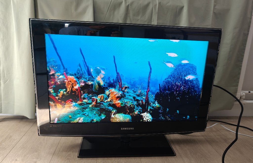 Samsung-TV (Model LE32B550A5W - 32 inch), Ophalen, Gebruikt, 50 Hz, LCD