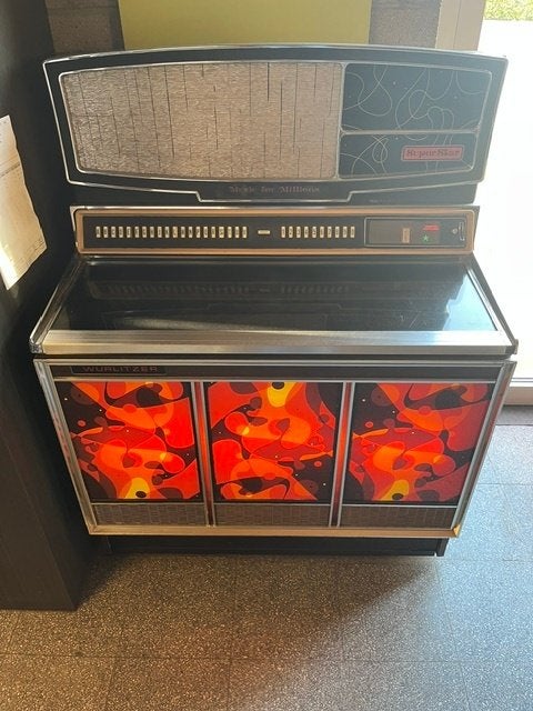 wurlitzer jukebox 3600, Verzamelen, Ophalen, Gebruikt, Wurlitzer, Met singles