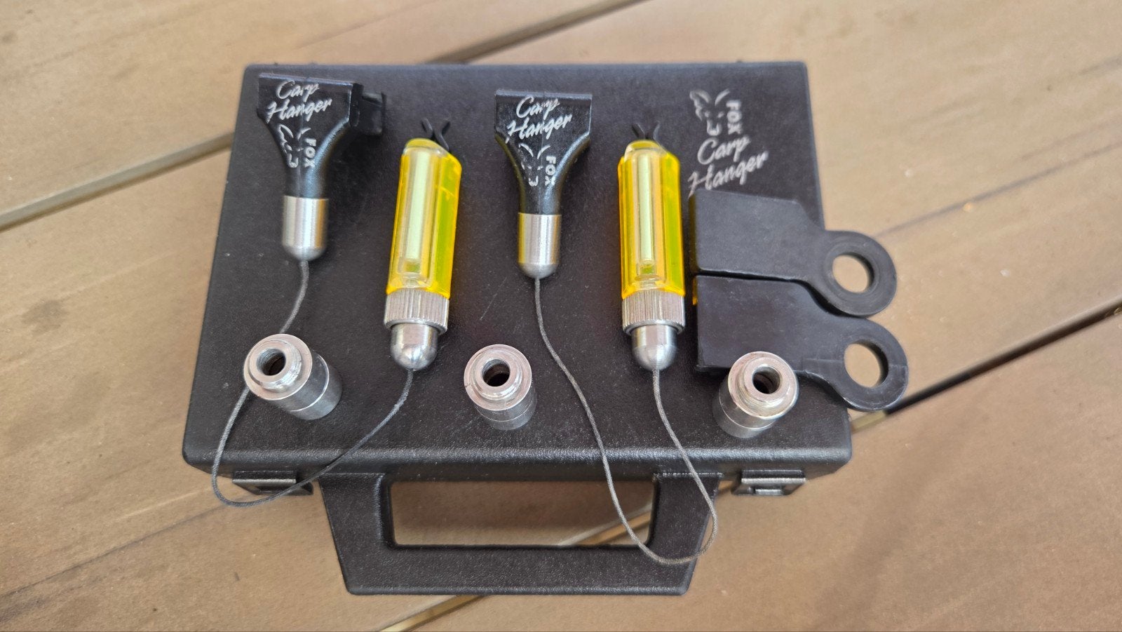 Oldskool fox hangers, Hobby en Vrije tijd, Elektronica-componenten, Ophalen