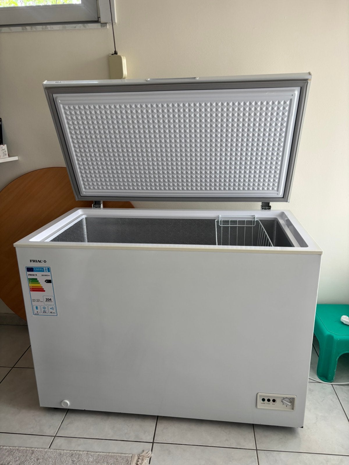 Congélateur Friac Chest 274 litres, Electroménager, Congélateurs, Congélateur, Classe énergétique A ou plus économe, 90 cm ou plus