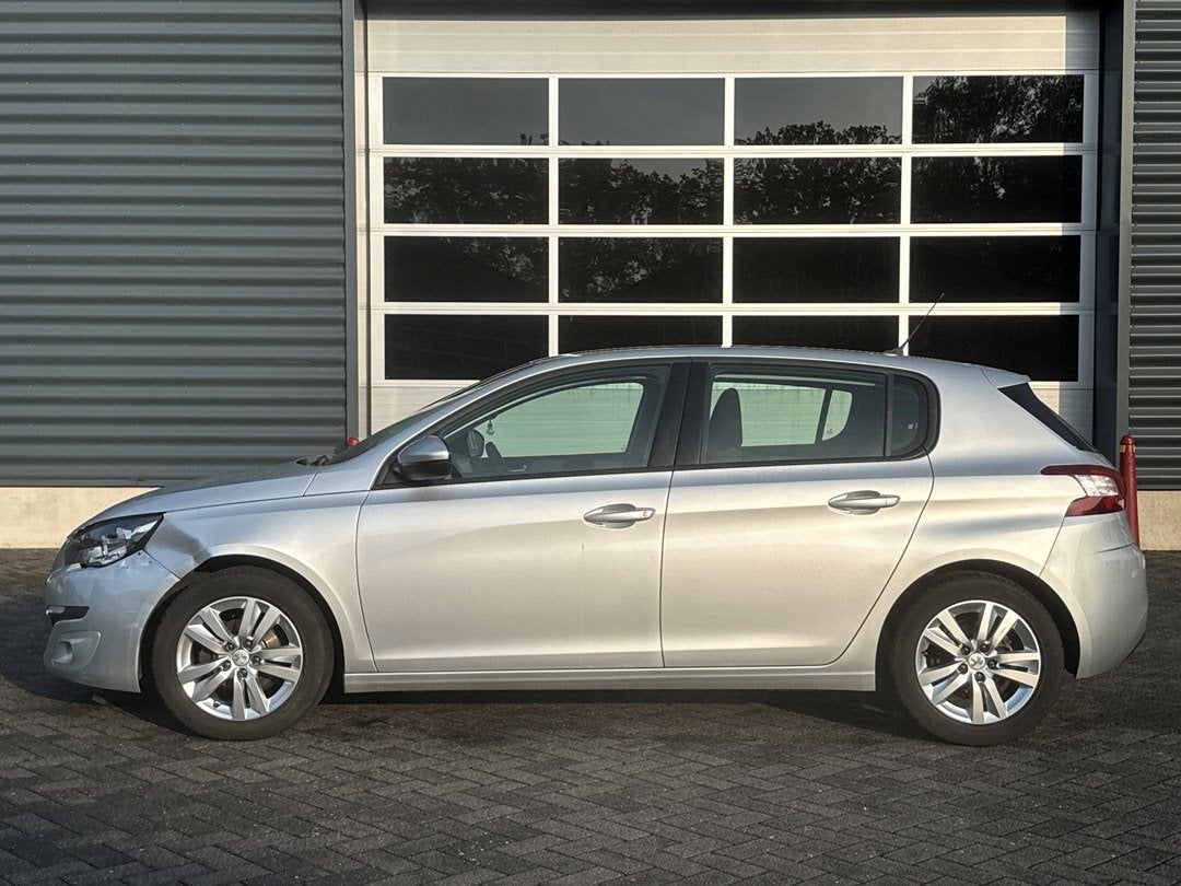 Peugeot 308 1.2 VTi Active | Navigatie | Trekhaak | Schadeau, 750 kg, Entreprise, 82 ch, Boîte manuelle