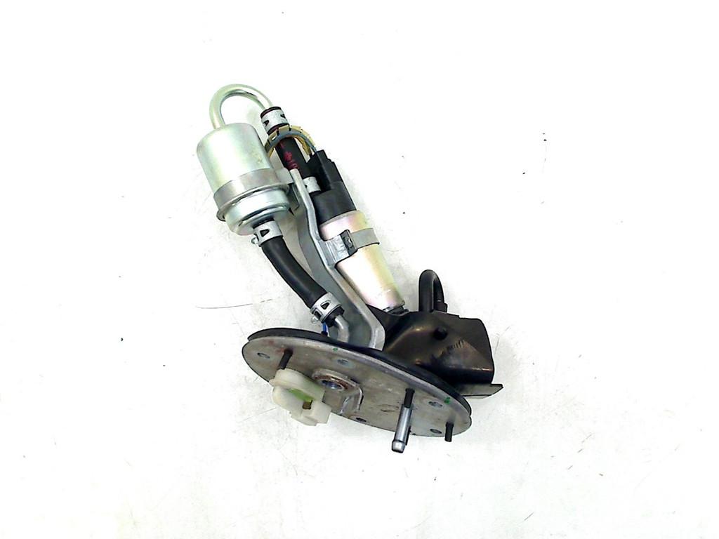 BRANDSTOFPOMP Honda VFR 800 VTEC 2002-2013 (VFR800 RC46), Dhr. S. di Majo, Gebruikt, Info@cama-motorparts.nl, P.J. Troelstraweg 8 8
3144 CX  MAASSLUIS, NL