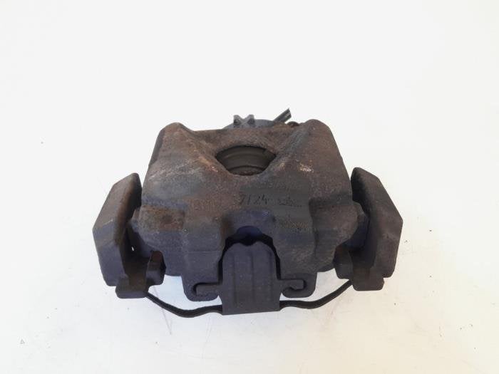 Etrier de frein (pince) avant droit d'un BMW 3-Serie, Autos : Pièces & Accessoires, Freins & Transmission, -, 3 mois de garantie