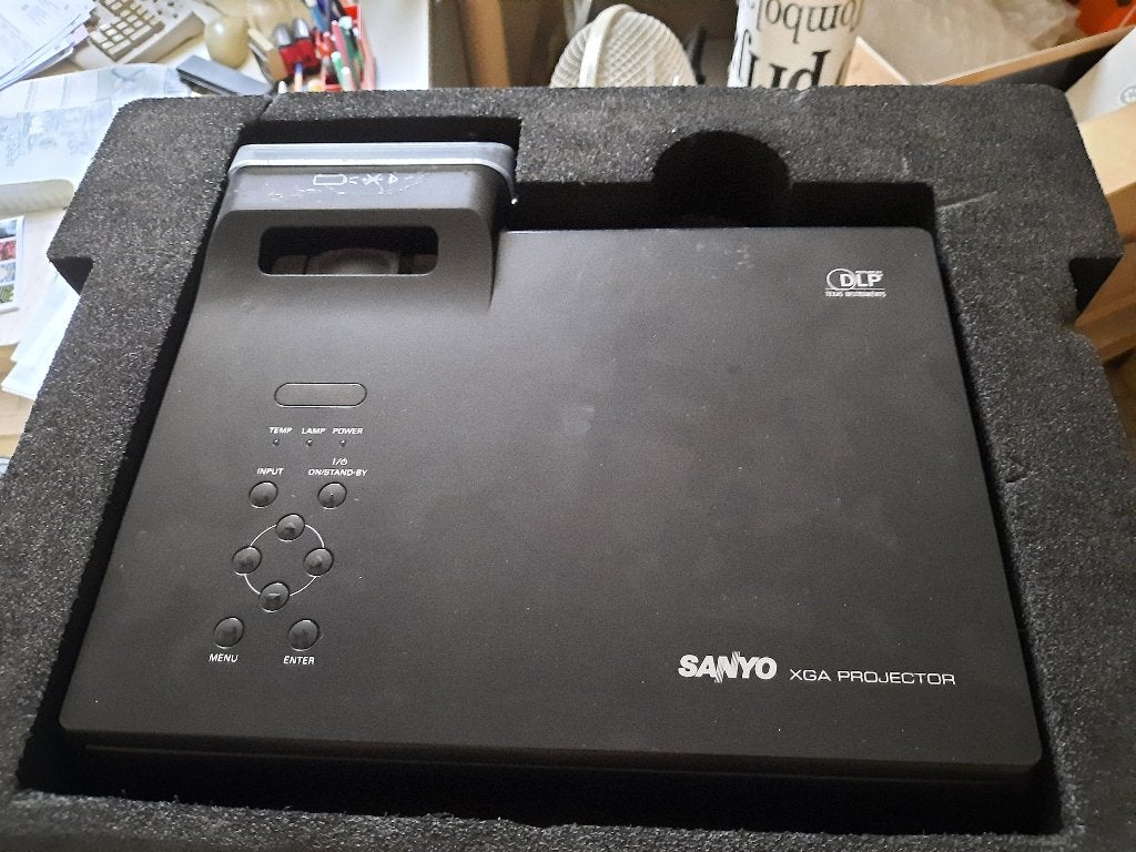 Proffesionele beamer Sanyo, Ophalen, Gebruikt, Overige technologie, Sanyo