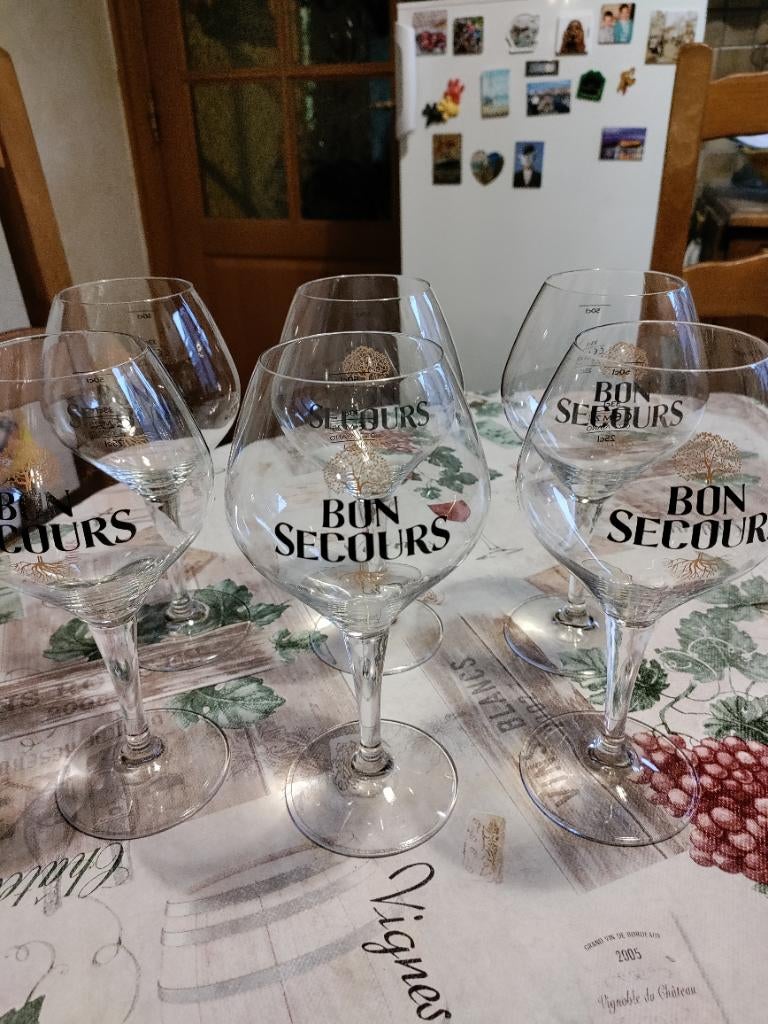 6 verres neufs à Bonsecours pour 8 €, Enlèvement, Neuf, Verre à bière