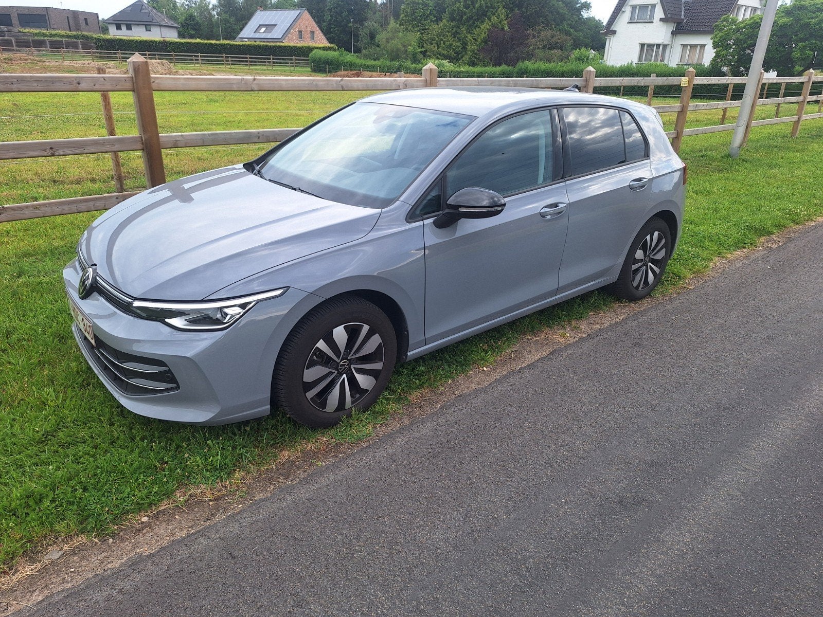 Volkswagen Golf VIII 1.5 TSI – 2025   17.500km, Auto's, Stof, 4 cilinders, Zwart, 5 deurs