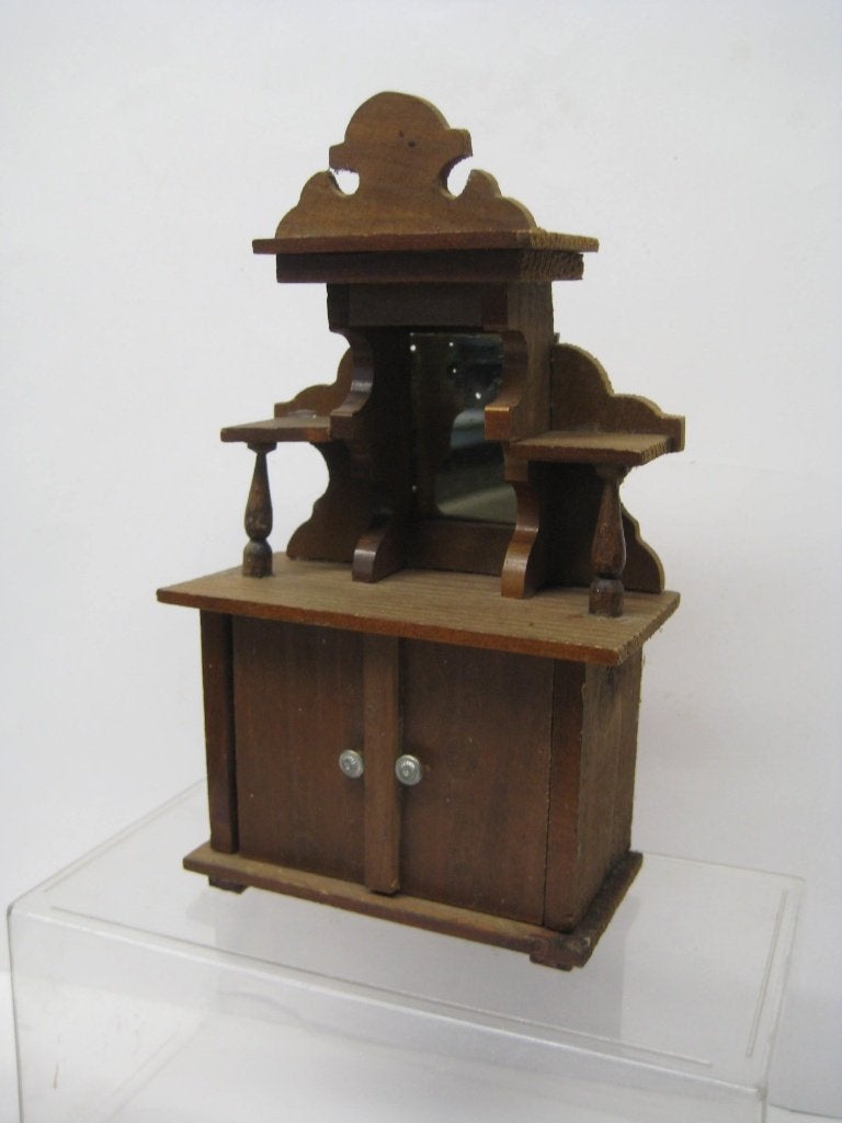 ANTIEK POPPENHUIS-KASTJE, Ophalen of Verzenden