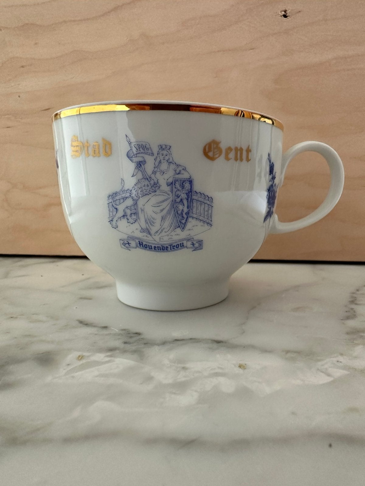 Vintage Kopje Stad Gent, Ophalen