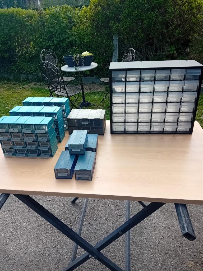 Boîte de rangement, Bricolage & Construction, Enlèvement, Utilisé, Boîte