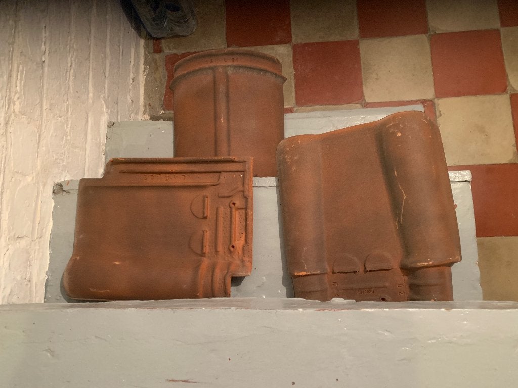 Anciennes tuiles de toit, Doe-het-zelf en Bouw, Dakpannen en Dakbedekking, Ophalen, Steen of Klei, Zo goed als nieuw, Dakpannen