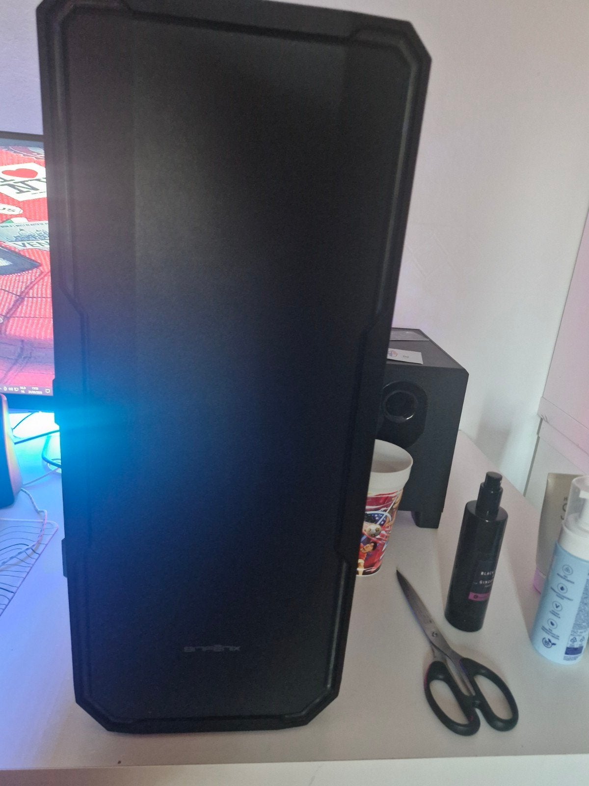 PC Upgrade Set in RGB Kast (Zonder Voeding/SSD) - i7-4790, Ophalen
