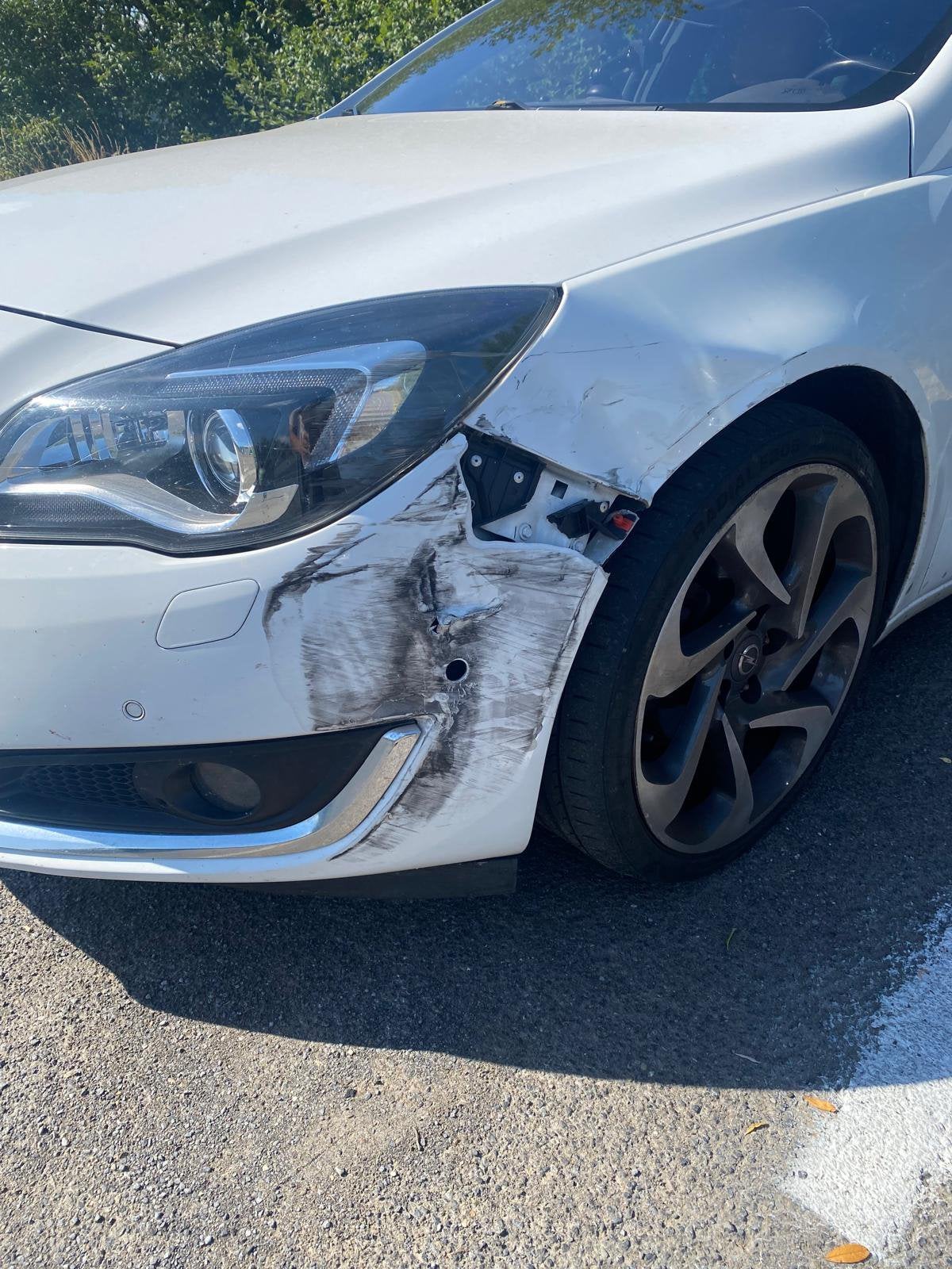 Opel Insignia break 2015 Full options Accidenté, Auto's, Euro 5, Wit, Leder, Bruin