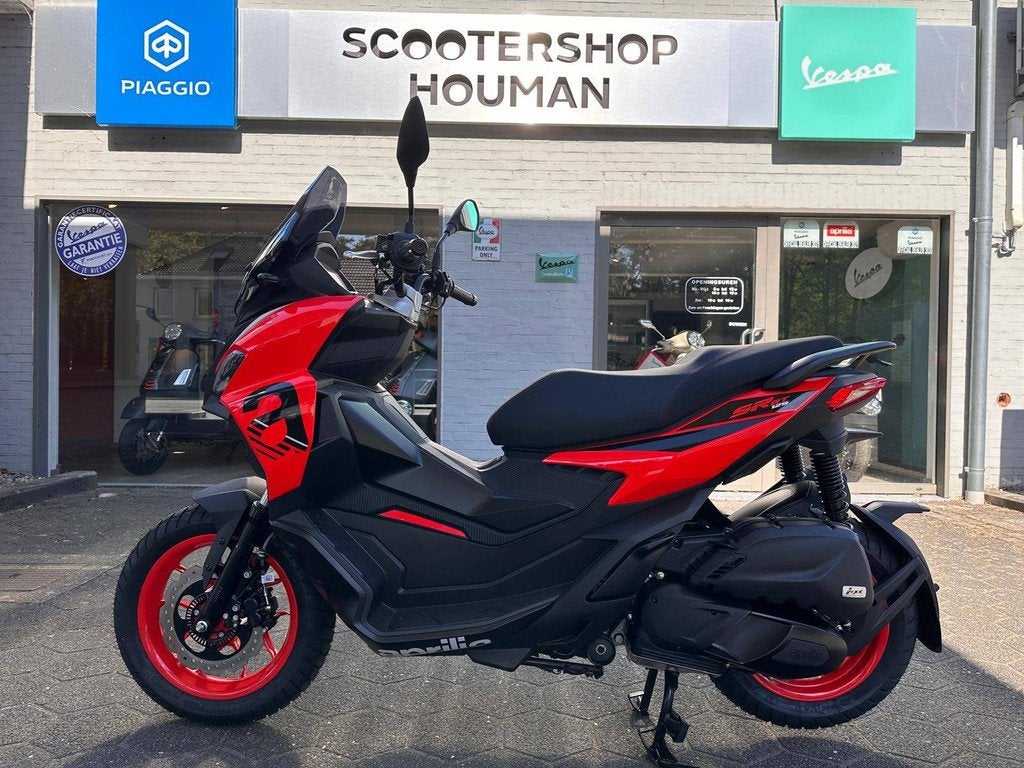 Aprilia SR GT 125cc Sport Raceway Red (nr.19), Nieuw, Benzine, 125 cc, Overige modellen