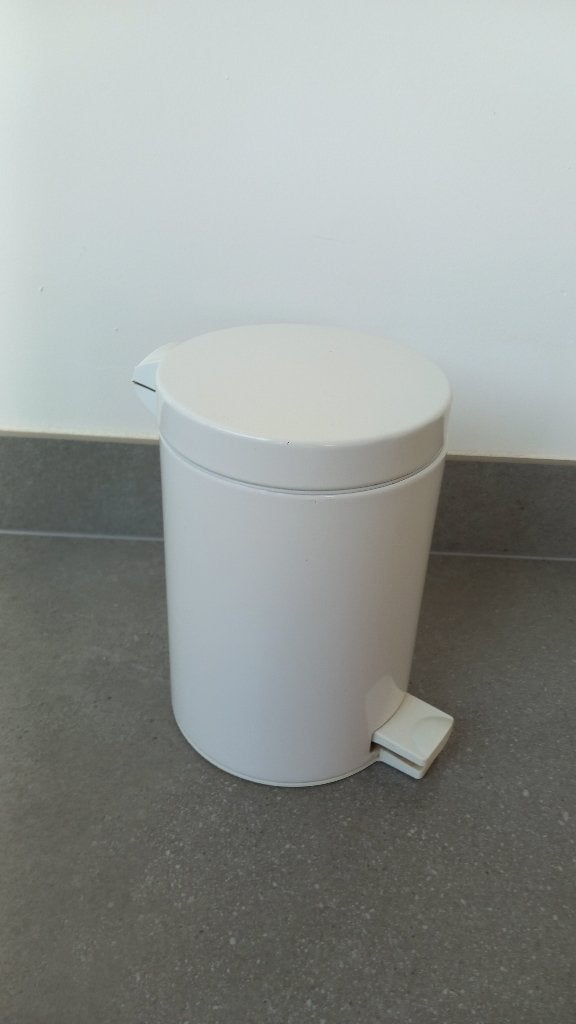 Witte pedaalemmer Brabantia, Ophalen, Met pedaal, Zo goed als nieuw, Minder dan 10 liter