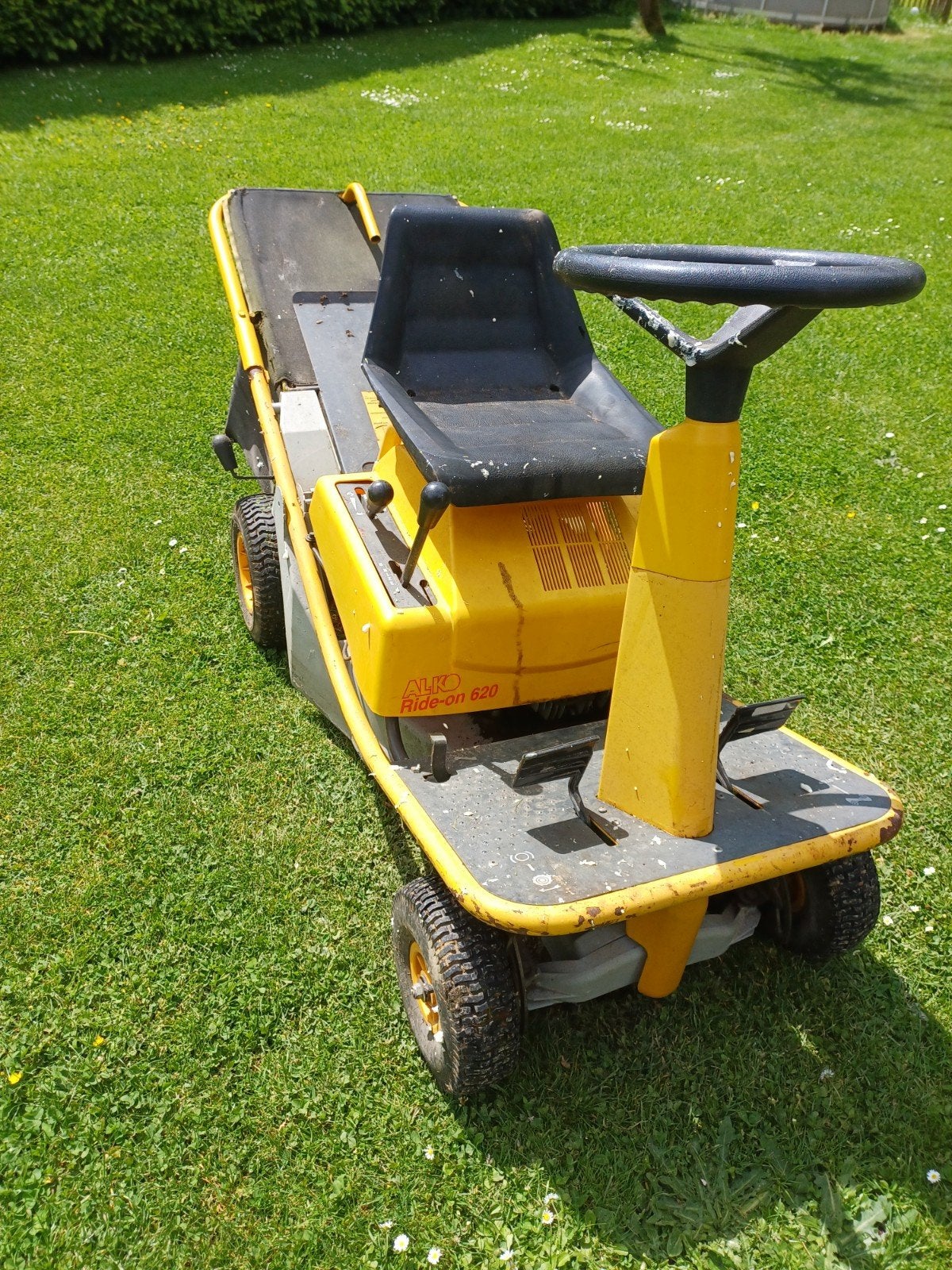Tracteur tondeuse Alko, Enlèvement