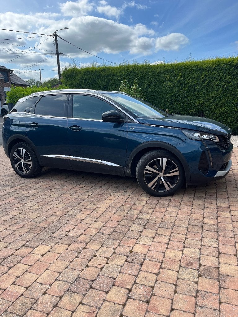 Voiture Peugeot 3008 Gt essence automatique, Autos, Adapté aux personnes handicapées, Achat, Euro 6, 5 portes