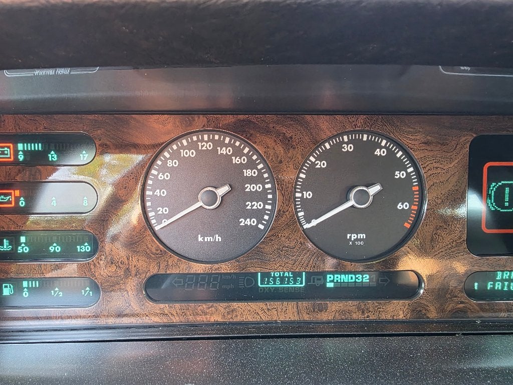 Jaguar xj40, foto 8
