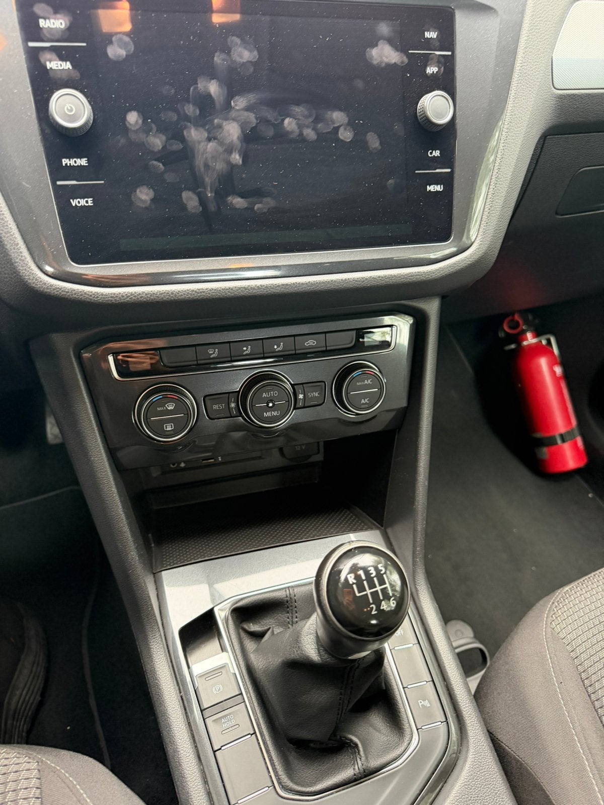 Tiguan 2017 tres propre avec carnet vw 169000, Achat, 4 portes, Conduite autonome, Automatique