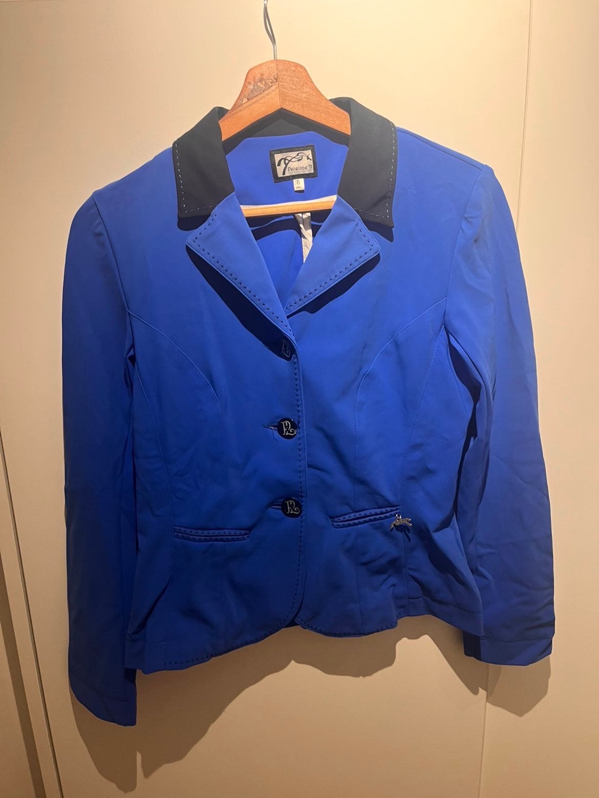 Penelope wedstrijdjas, Vêtements | Femmes, Enlèvement, Comme neuf