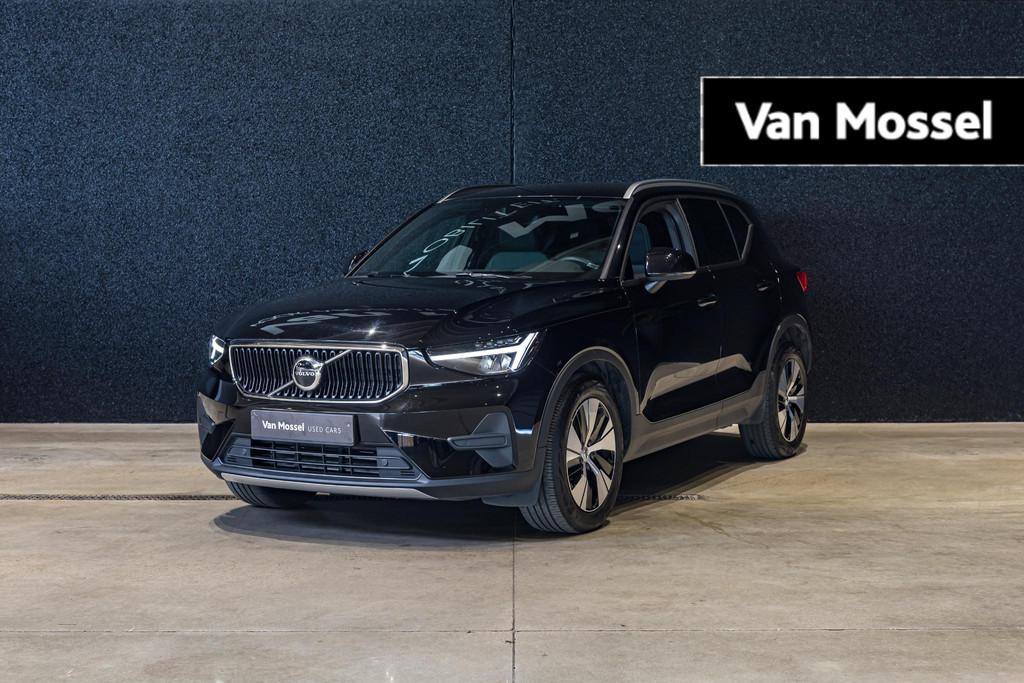 Volvo XC40 T2 Momentum Core Aut. NAVI | CAM | CARPLAY, Auto's, Stof, Gebruikt, Overige kleuren, 164 g/km