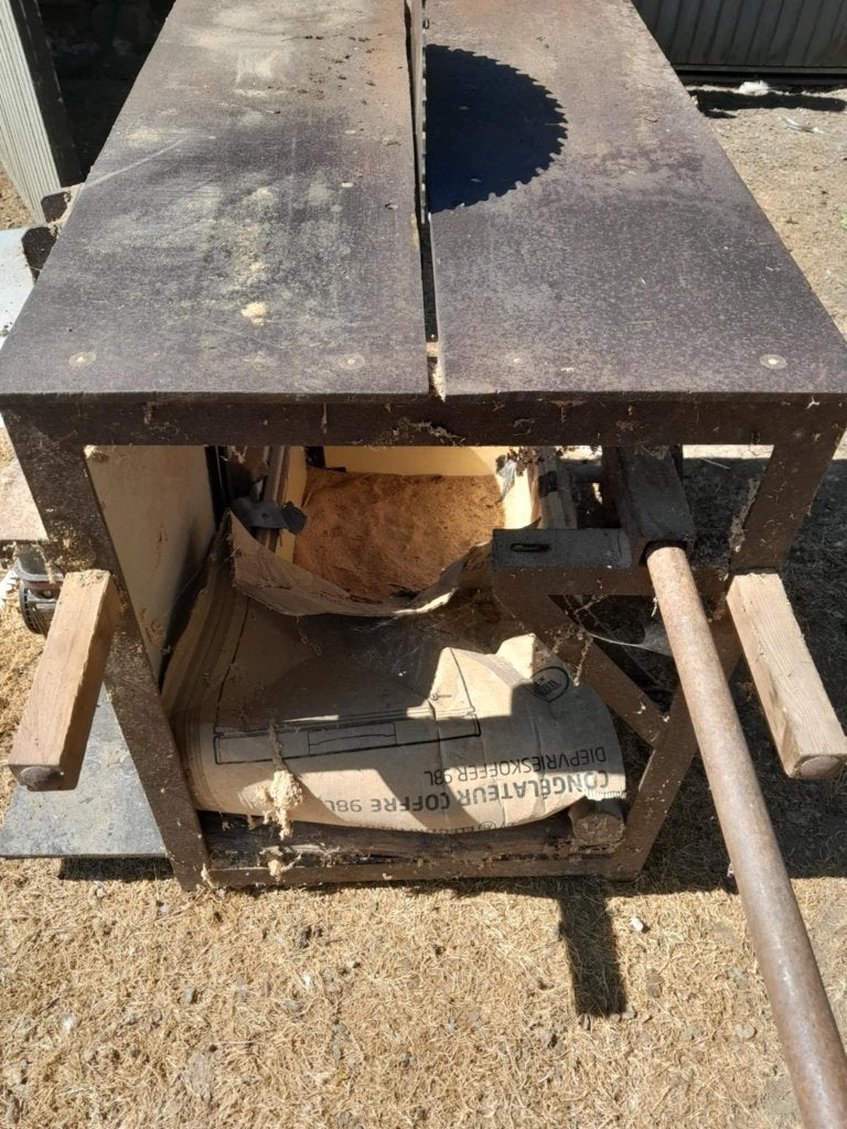5 Tables de scies à bois, Enlèvement, Utilisé