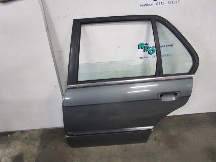 Portière 4portes arrière gauche d'un BMW 3-Serie (3-Serie, -, 3 mois de garantie, Utilisé, Porte
