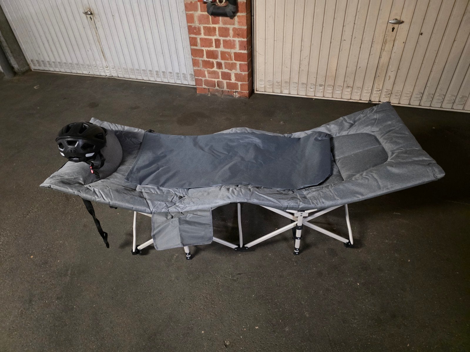 Lit de camp pliable – Neuf, jamais utilisé, Enlèvement ou Envoi, Pliable