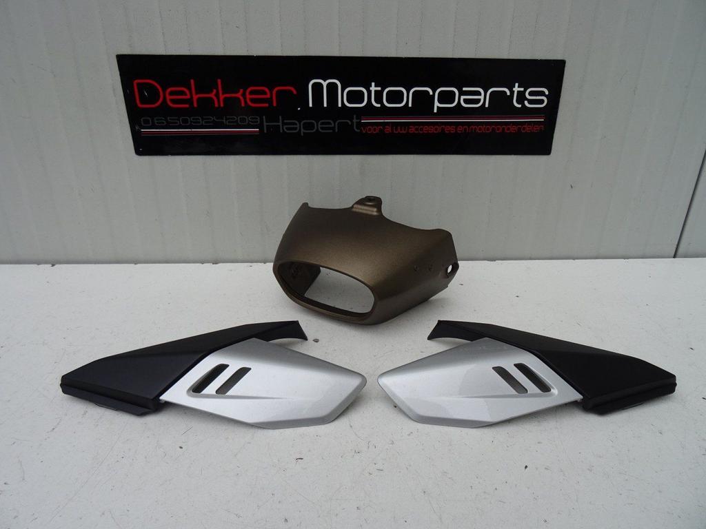 3x Uitlaat Afwerkkap Honda CBR1000RR Fireblade 2004-2005, Motoren, Gebruikt, -, -, Ophalen of Verzenden