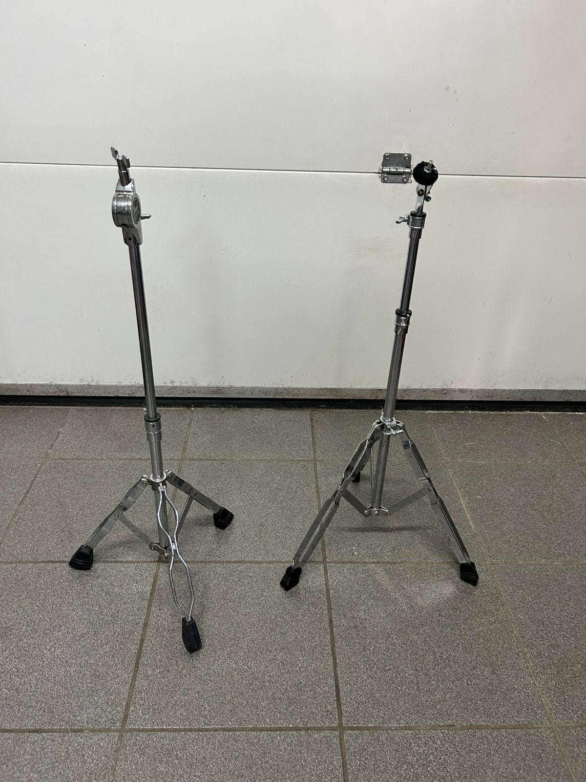 2 kleine statieven, Ophalen of Verzenden, Gebruikt, Drums of Percussie