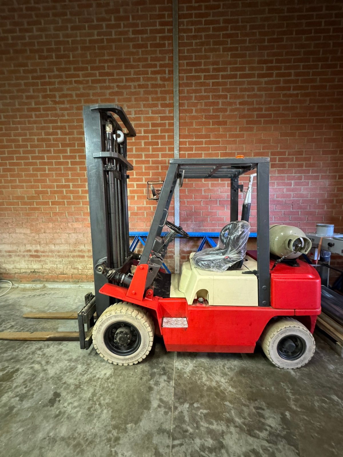 Nissan heftruck, Ophalen, LPG, Heftruck