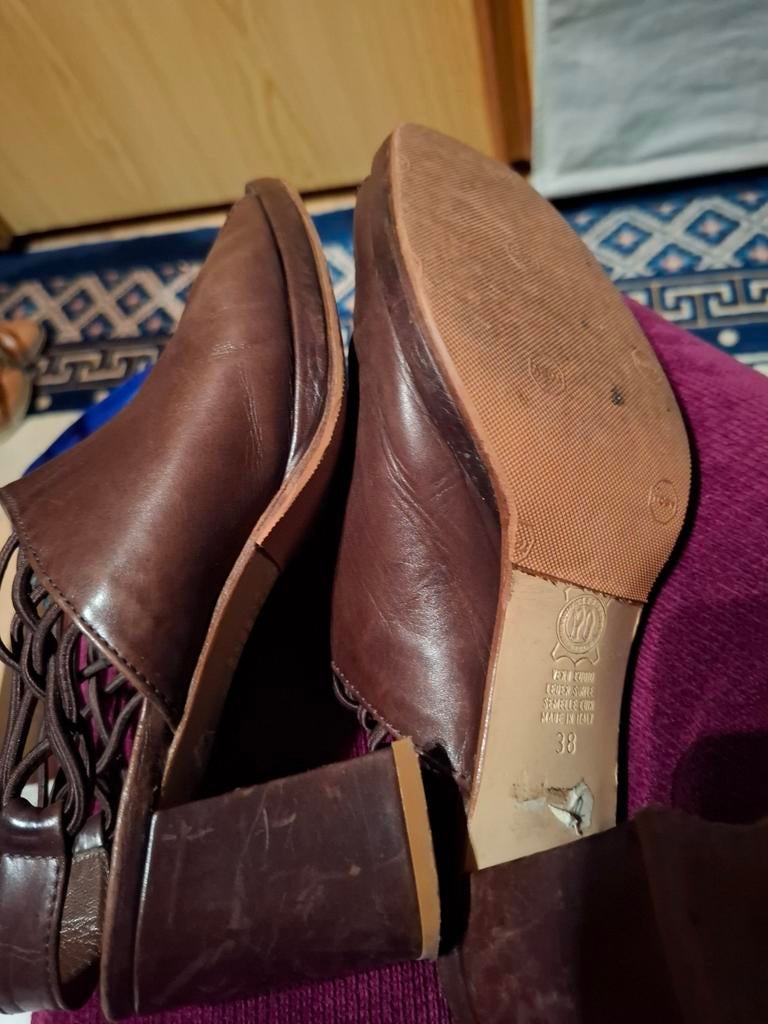 Mooie echt lederen Sandalen Bruine, Ophalen, Bruin, Sandalen of Muiltjes, Zo goed als nieuw