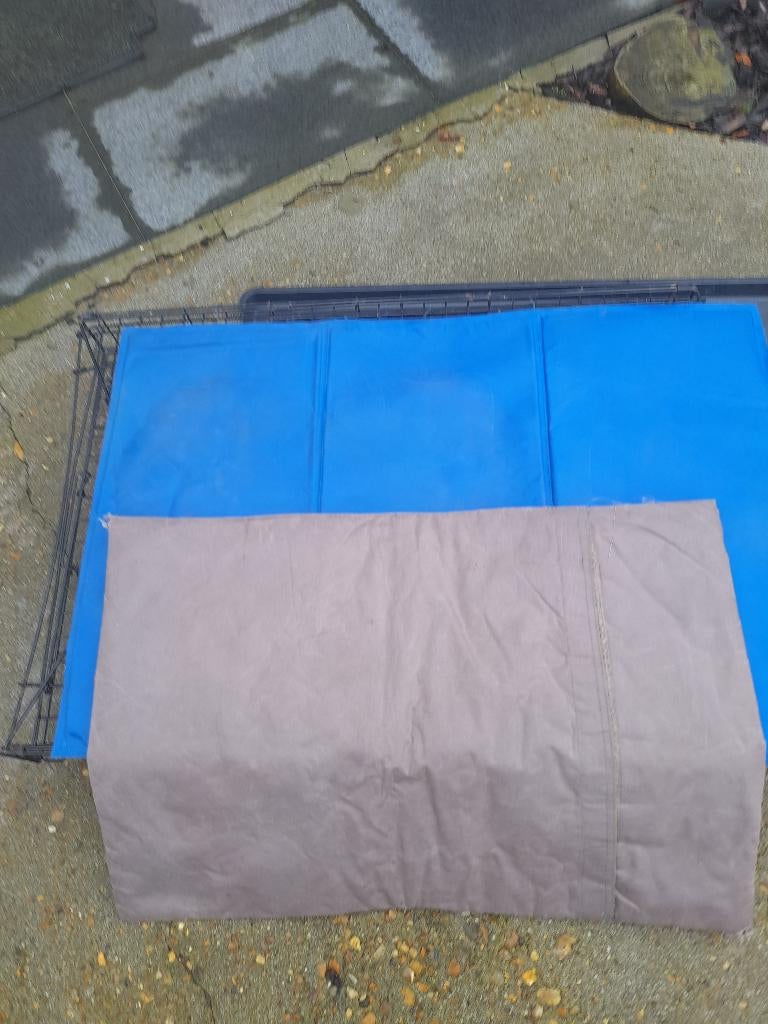 2 dekentjes voor grote hond, Animaux & Accessoires, Accessoires pour chiens, Comme neuf, Enlèvement