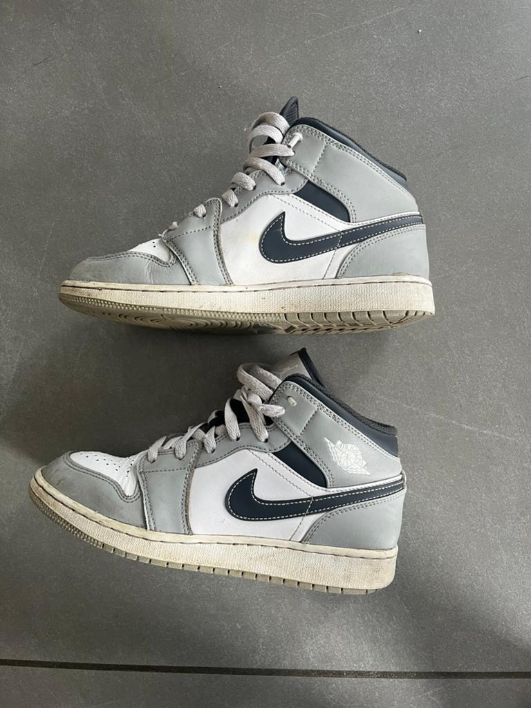 Mid jordan 1, Vêtements | Hommes, Chaussures, Enlèvement, Porté, Blanc, Baskets