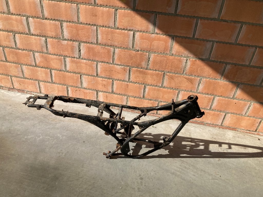 KAWASAKI AR50A FRAME, Enlèvement, Utilisé, Cadre, Autres marques