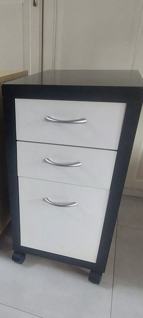 IKEA bureaukast, Huis en Inrichting, Ophalen, Gebruikt, Hout, Met wielen