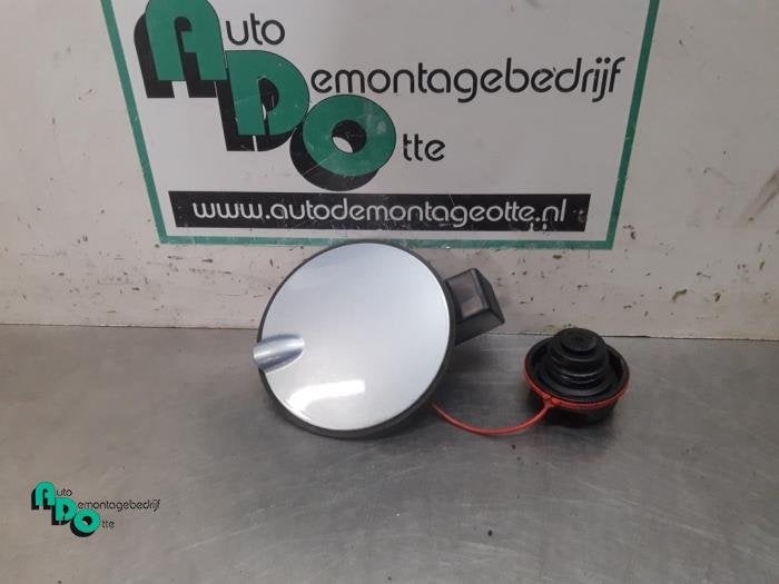 Clapet réservoir d'un Opel Corsa (Corsa D 07-) (Z21C), -, Opel, 3 mois de garantie, Utilisé