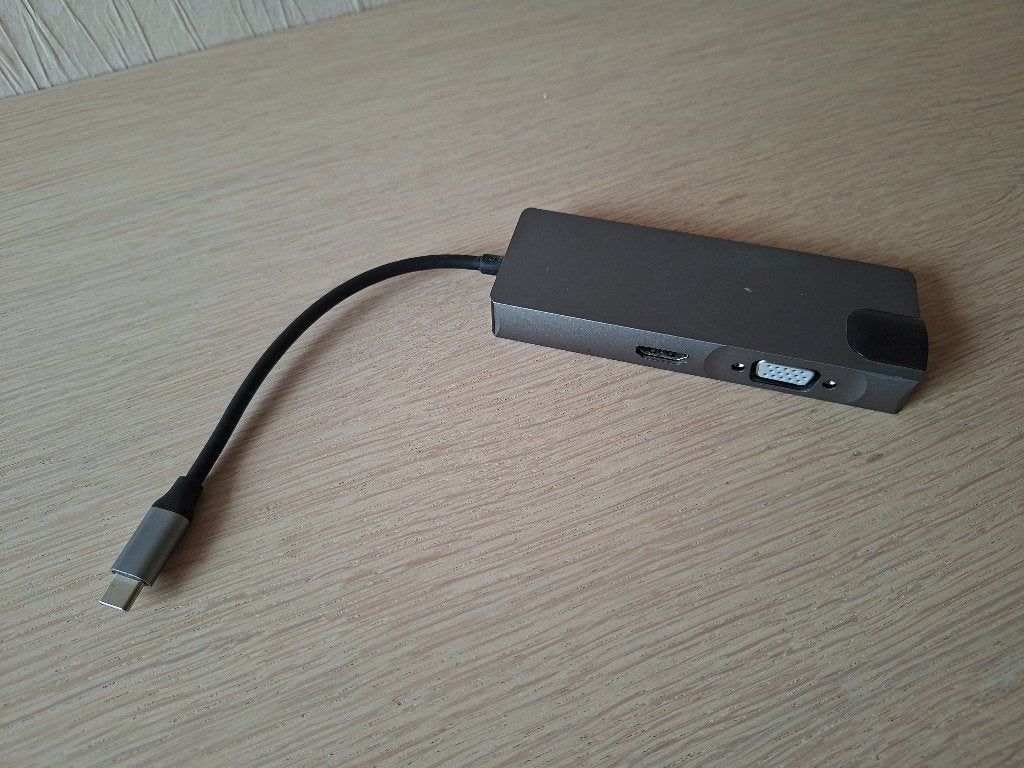 Laptop adapterhub - handig en compact, Informatique & Logiciels, Stations d'accueil, Enlèvement, Comme neuf, Hub USB, Portable