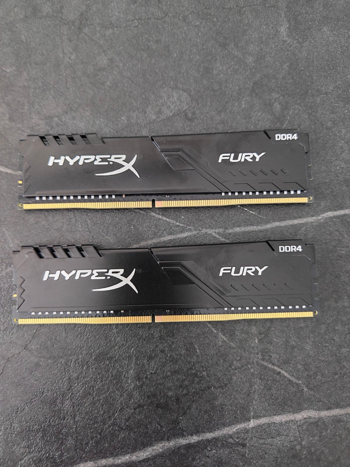 Kingston HyperX Fury 16Go (2x8Go) DDR4 3000MHz CL15, Computers en Software, DDR4, Ophalen of Verzenden, Zo goed als nieuw, Desktop