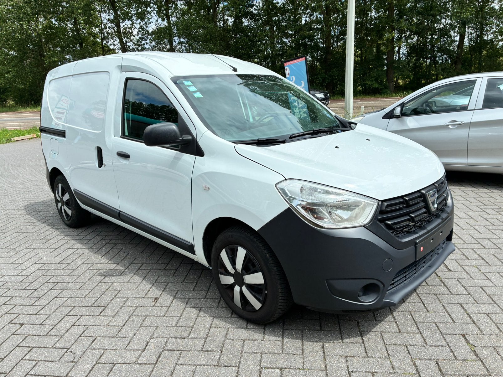 Dacia dokker 1.5dci 2017 euro6b, Stof, 4 cilinders, Wit, 2 zetels