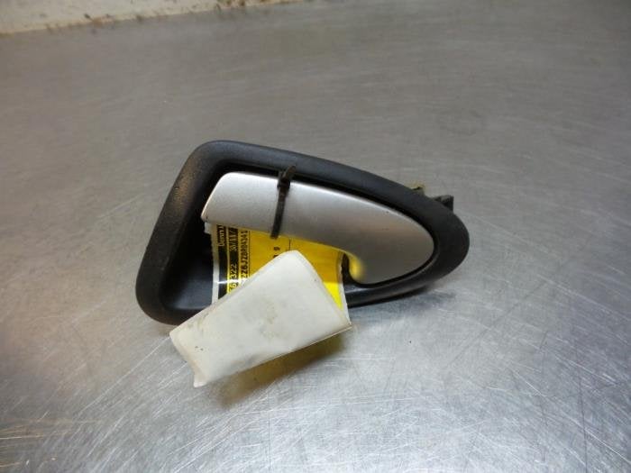 Poignée portière 4portes arrière gauche d'un Seat Ibiza (, -, Utilisé, -, Seat