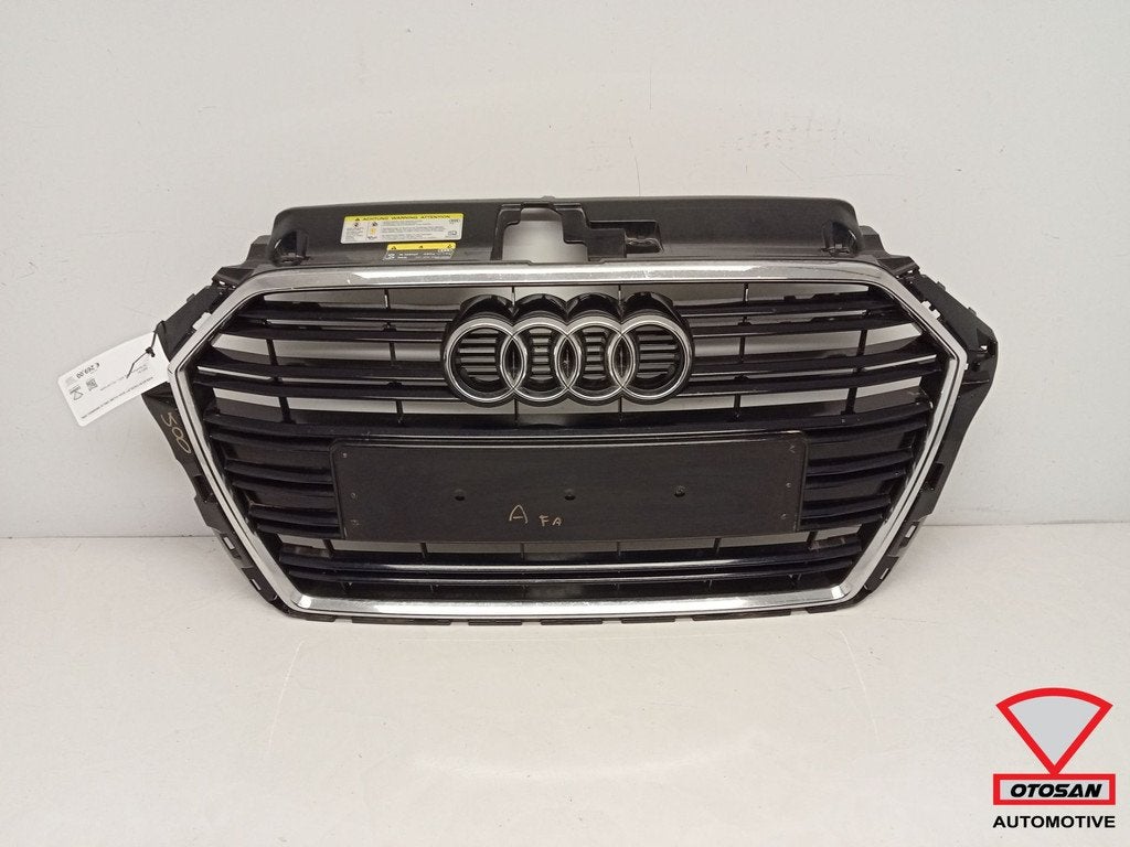 Calandre d'origine Audi A3 8V restyl e 2016+ S-line, AUDI AG, Auto-Union-Strasse 1
85045  Ingolstadt, DE, Audi, Utilisé