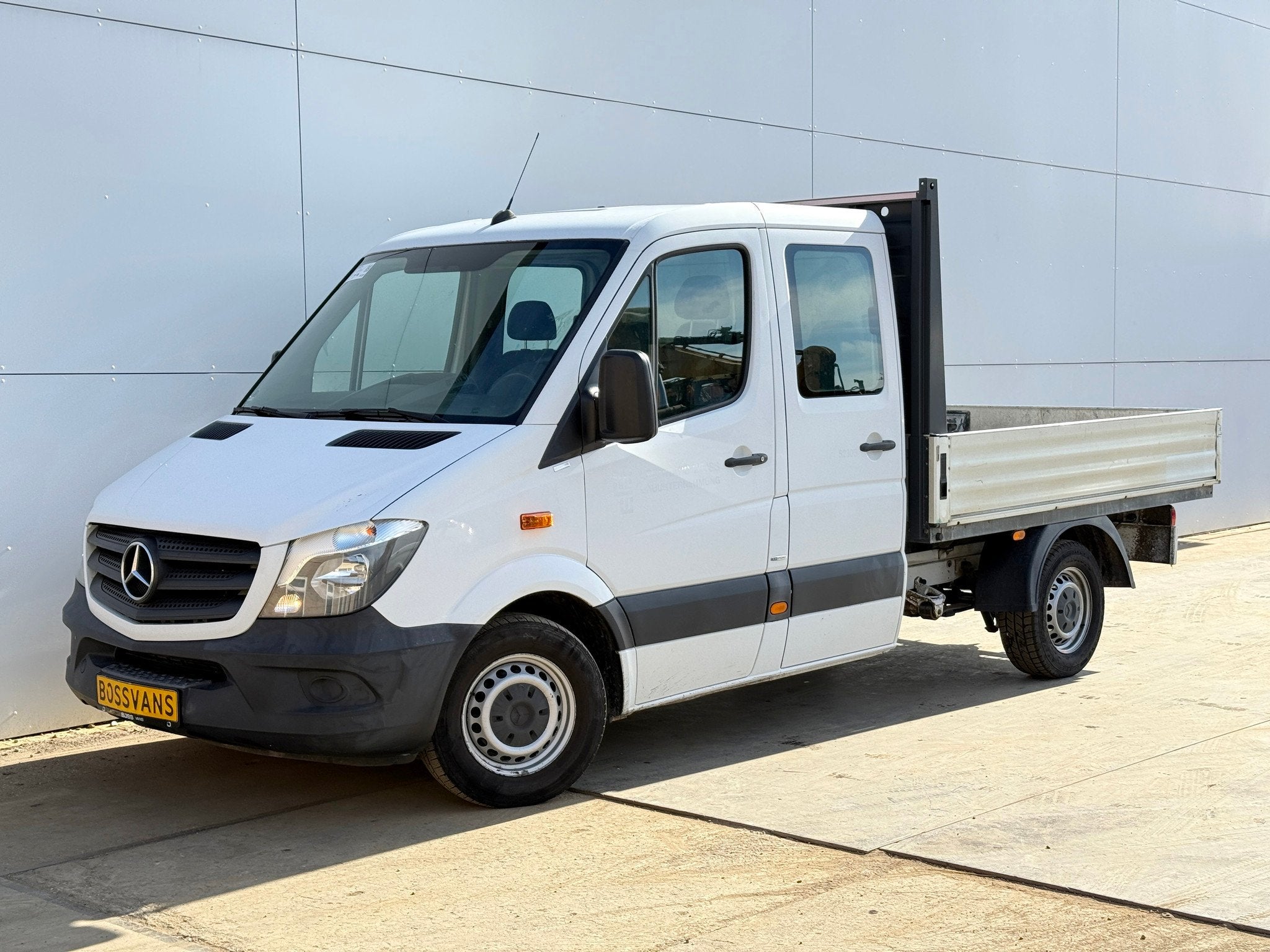 Automaat Open laadbak Dubbele Cabine 7 Stoelen 2.8t Trekhaak, Automaat, Achterwielaandrijving, Gebruikt, 4 cilinders